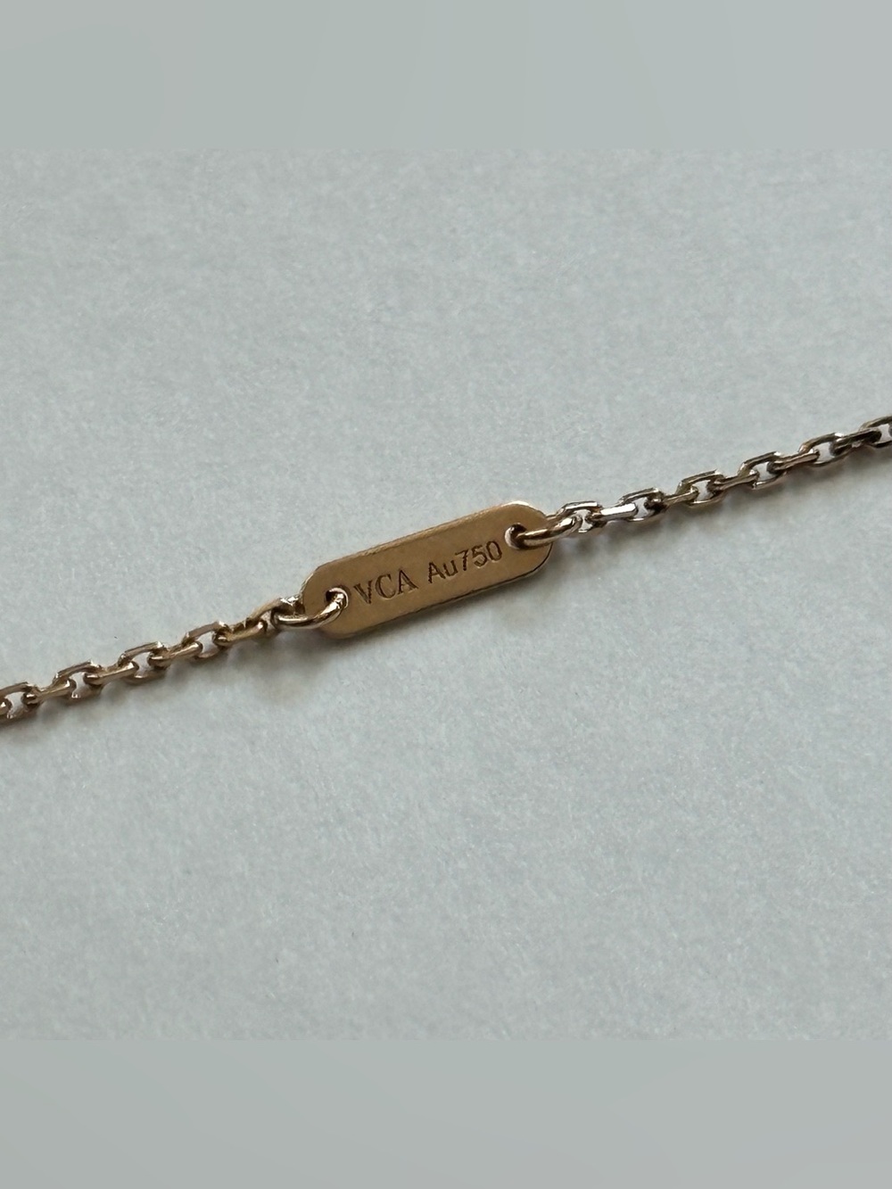 Van Cleef & Arpels Sweet Alhambra Pendant Necklace 18K Rose Gold Carnelian VCA - Picture 5 of 8